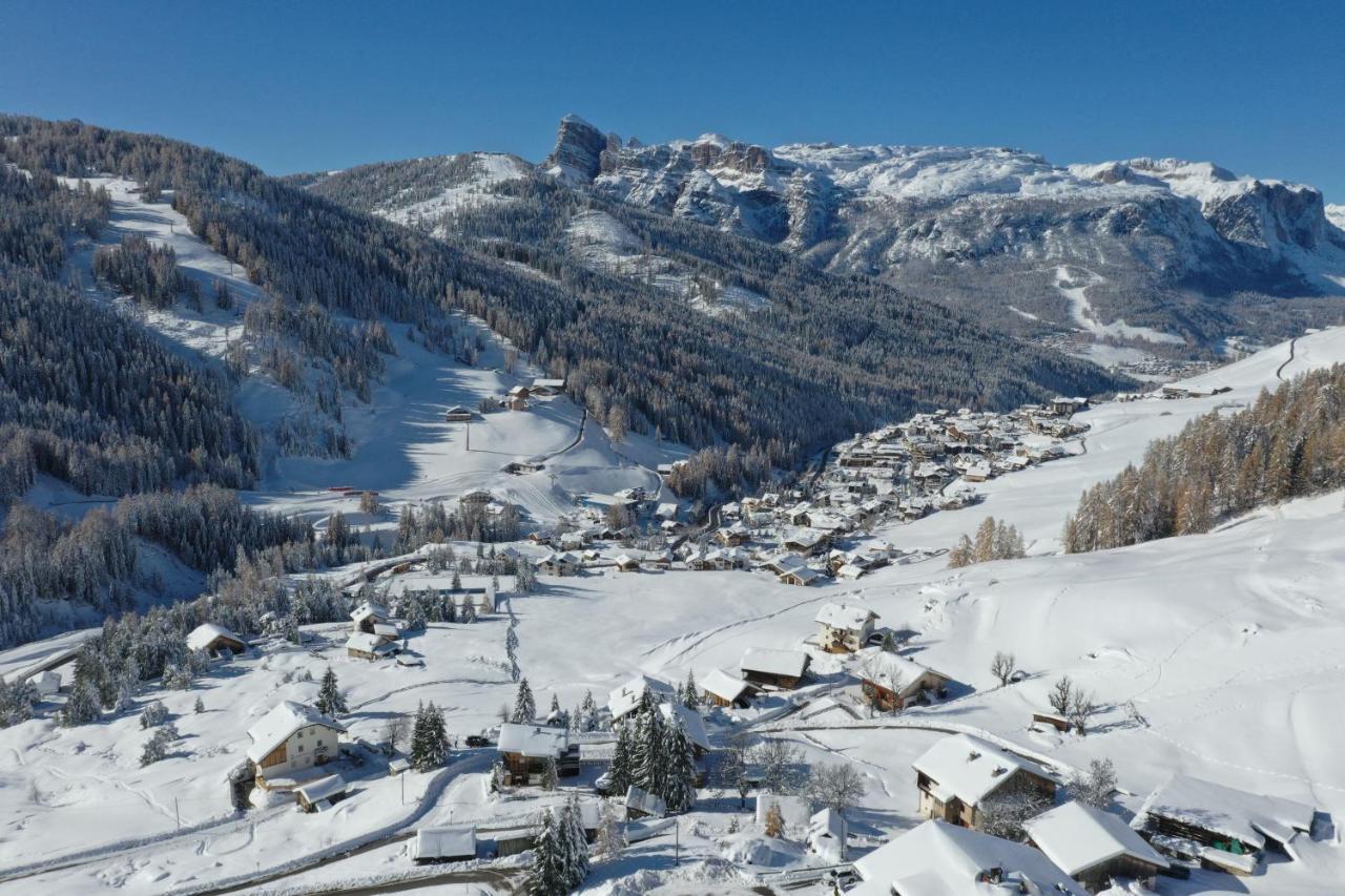 Hotel Conturines سان كاسيانو المظهر الخارجي الصورة