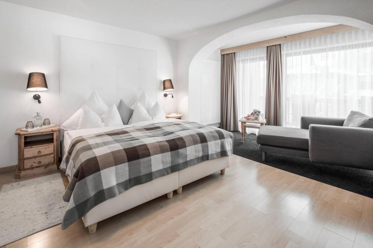 Hotel Conturines سان كاسيانو المظهر الخارجي الصورة
