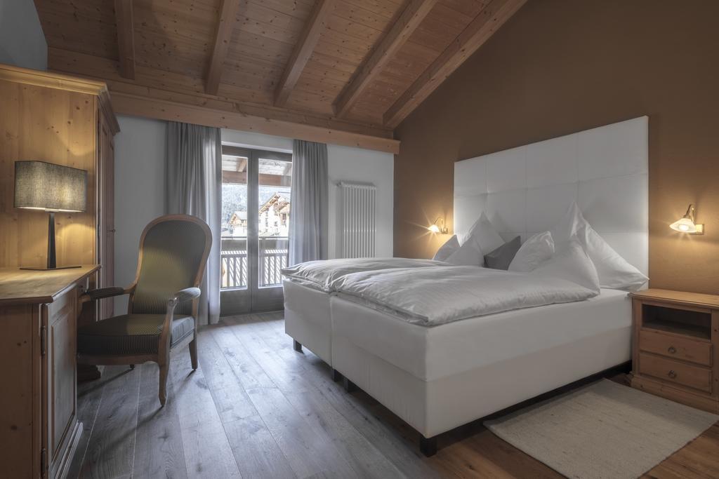 Hotel Conturines سان كاسيانو المظهر الخارجي الصورة